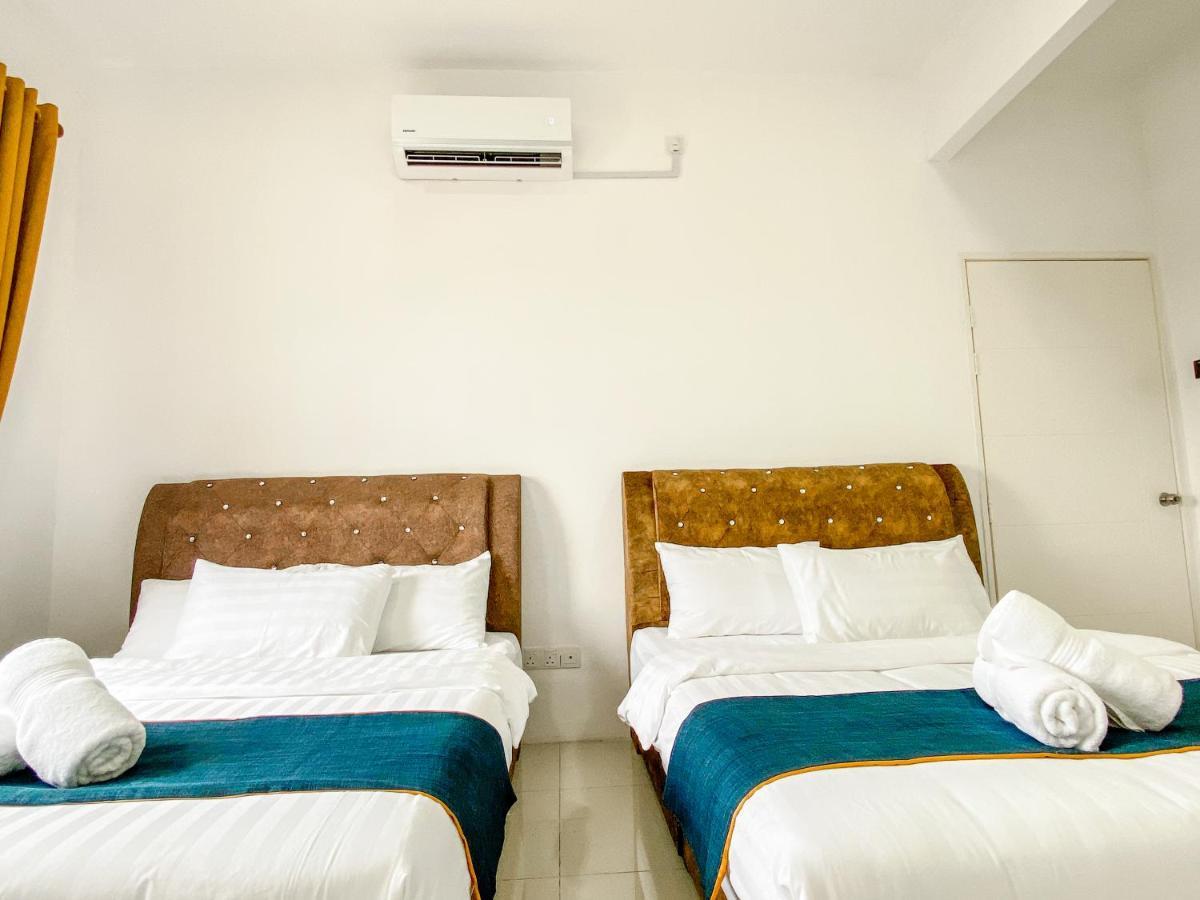 קואלה טרנגאנו Tamu Place 3-Bedroom Serviced Apartment With Pool מראה חיצוני תמונה